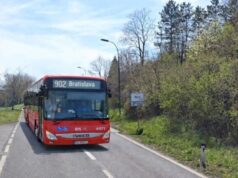 Do Rakúska autobusom zadarmo. Z Bratislavy štartuje nová cezhraničná linka 902